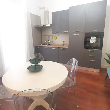 Dimora Alighieri - Centro * Bari