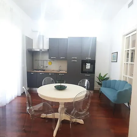 Apartment Dimora Alighieri - Centro