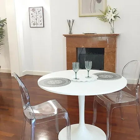 Dimora Alighieri - Centro Apartment