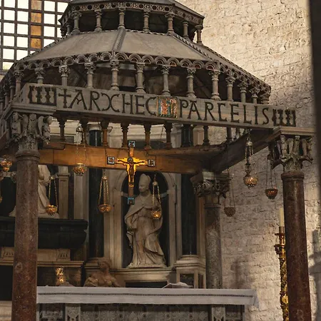 Dimora Alighieri - Centro Lägenhet