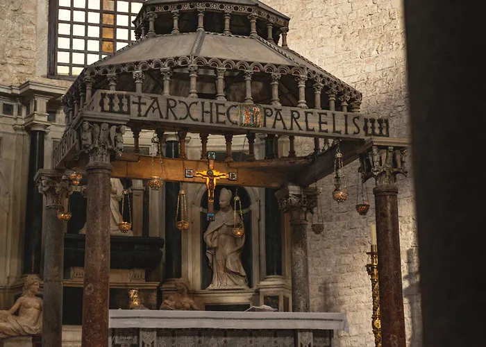 Dimora Alighieri - Centro Apartament